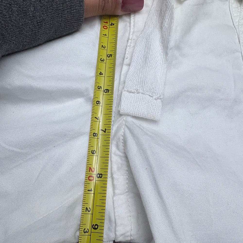 Women's White Capris with Button and lace-up back Detail size M - Picture 7 of 8